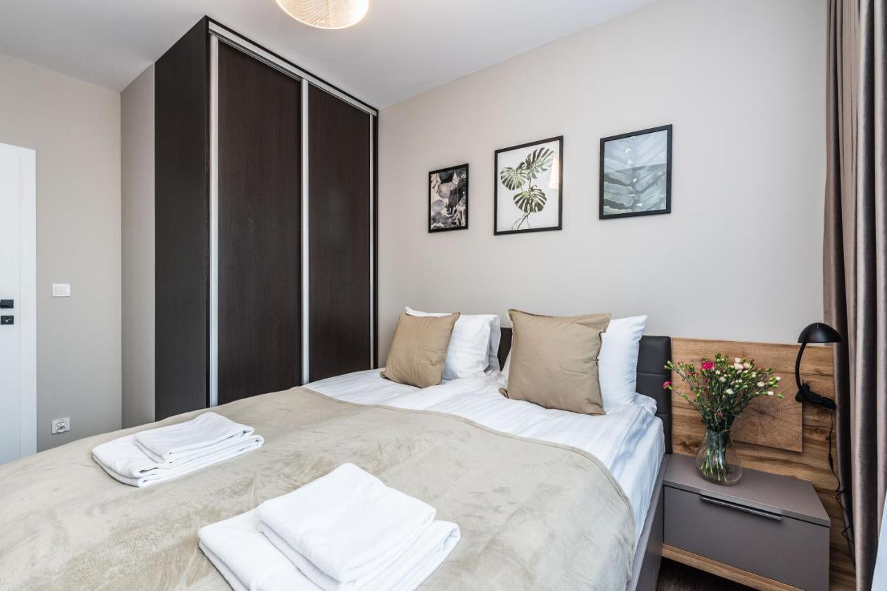 Rent Like Home - Slonimskiego 15 วรอตซวาฟ ภายนอก รูปภาพ
