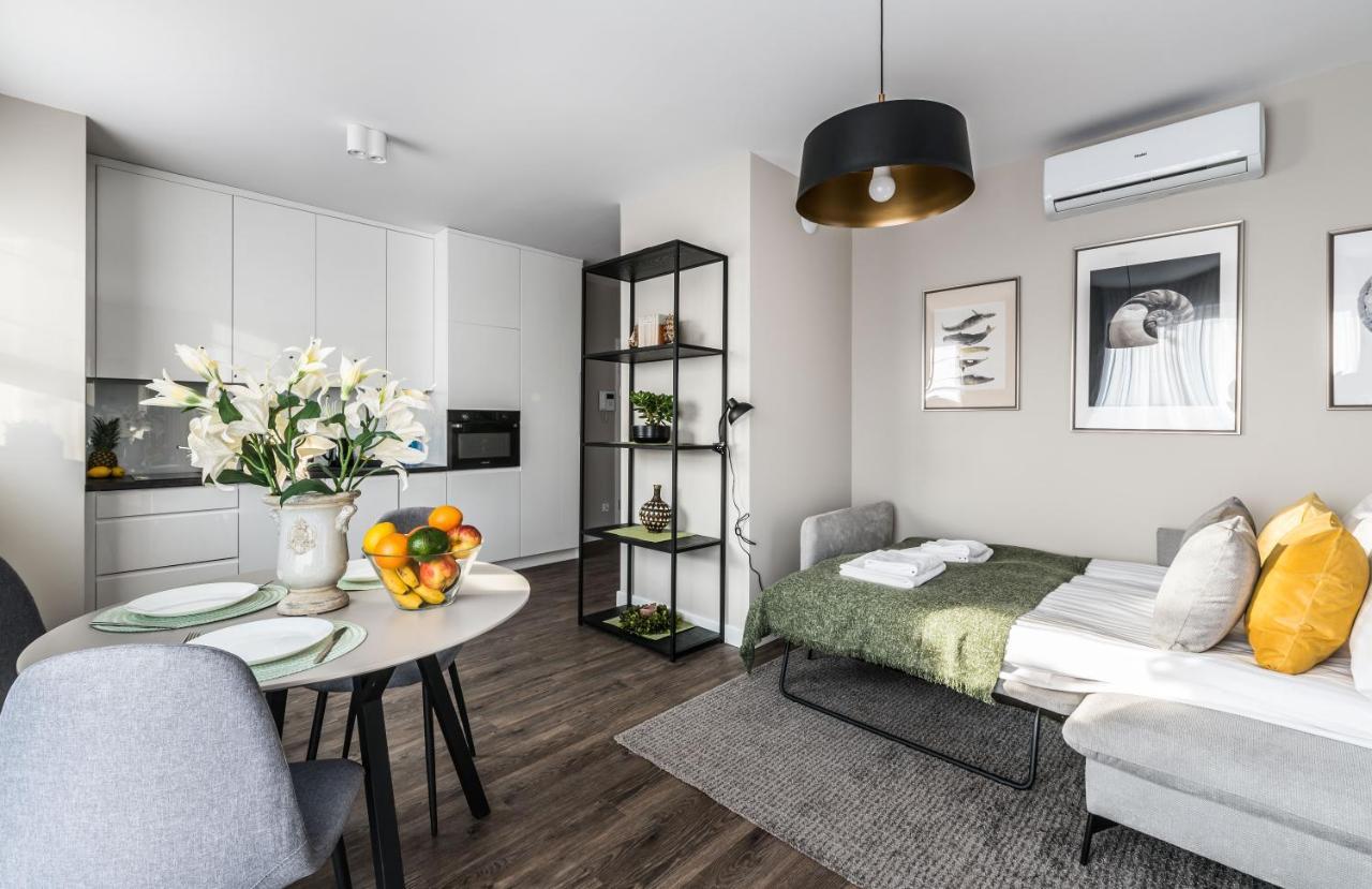 Rent Like Home - Slonimskiego 15 วรอตซวาฟ ภายนอก รูปภาพ